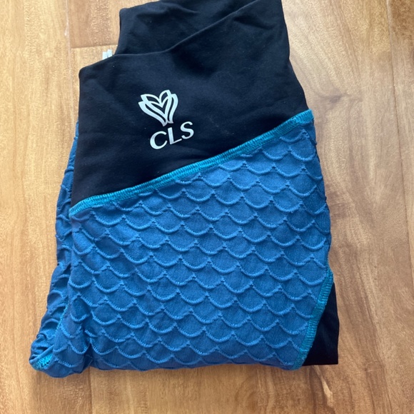 CLS scrunch leggings v-cut textured - Picture 4 of 4